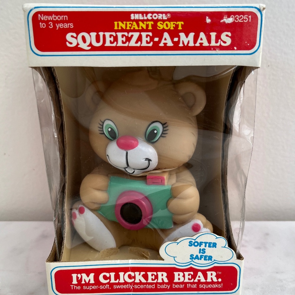 Vintage Squeeze-A-Mals Click Bear Newborn-3 years Toy